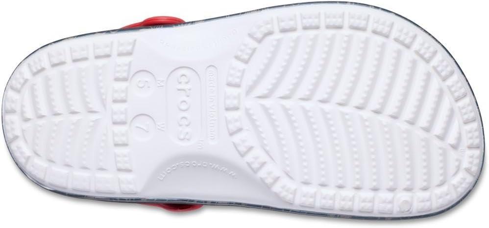 imageCrocs UnisexAdult Classic Peanuts Snoopy ClogSnoopy