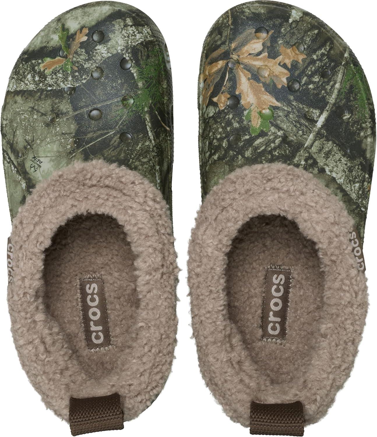 imageCrocs unisexadult Classic Lined ShortyRealtree Apx
