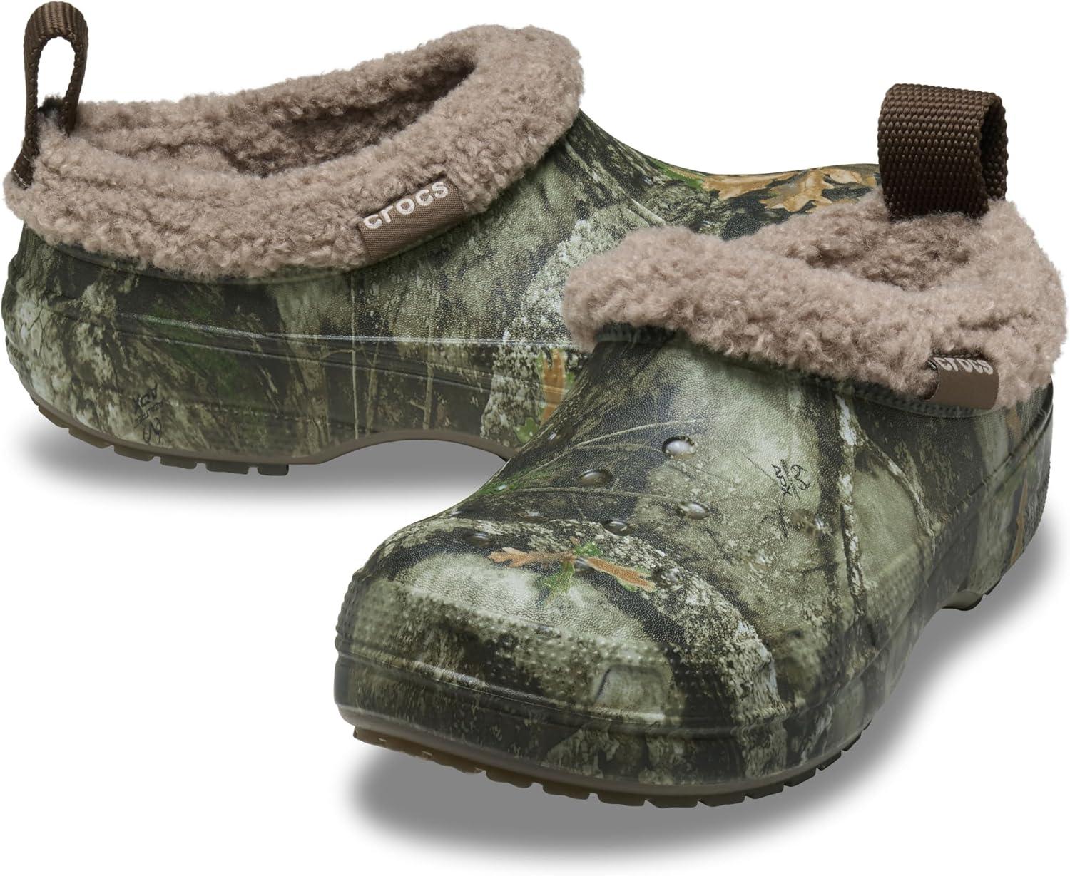 imageCrocs unisexadult Classic Lined ShortyRealtree Apx