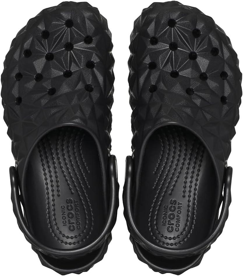 imageCrocs unisexchild Classic Geometric ClogBlack