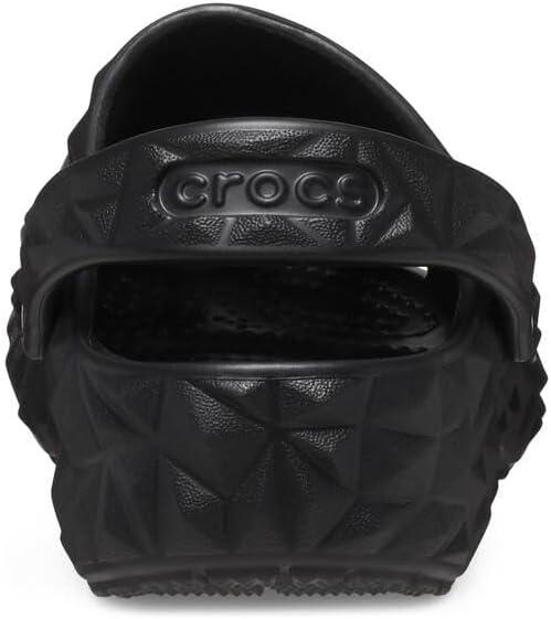imageCrocs unisexchild Classic Geometric ClogBlack