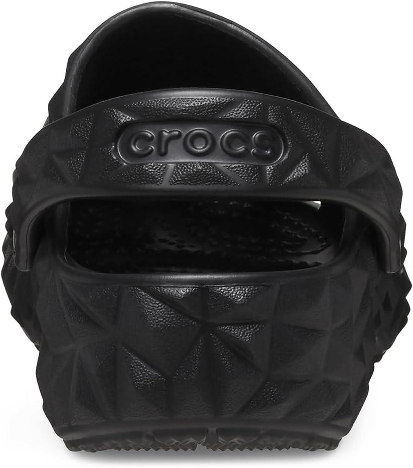 imageCrocs unisexchild Classic Geometric ClogBlack