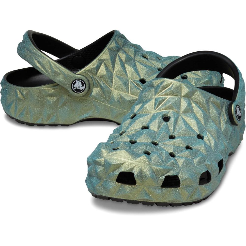 imageCrocs unisexchild Classic Geometric ClogIridescent Aqua